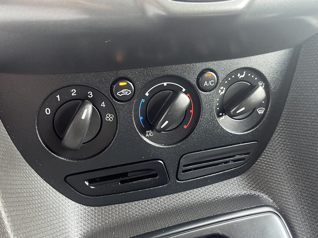 2016 Ford Transit Connect Image 31