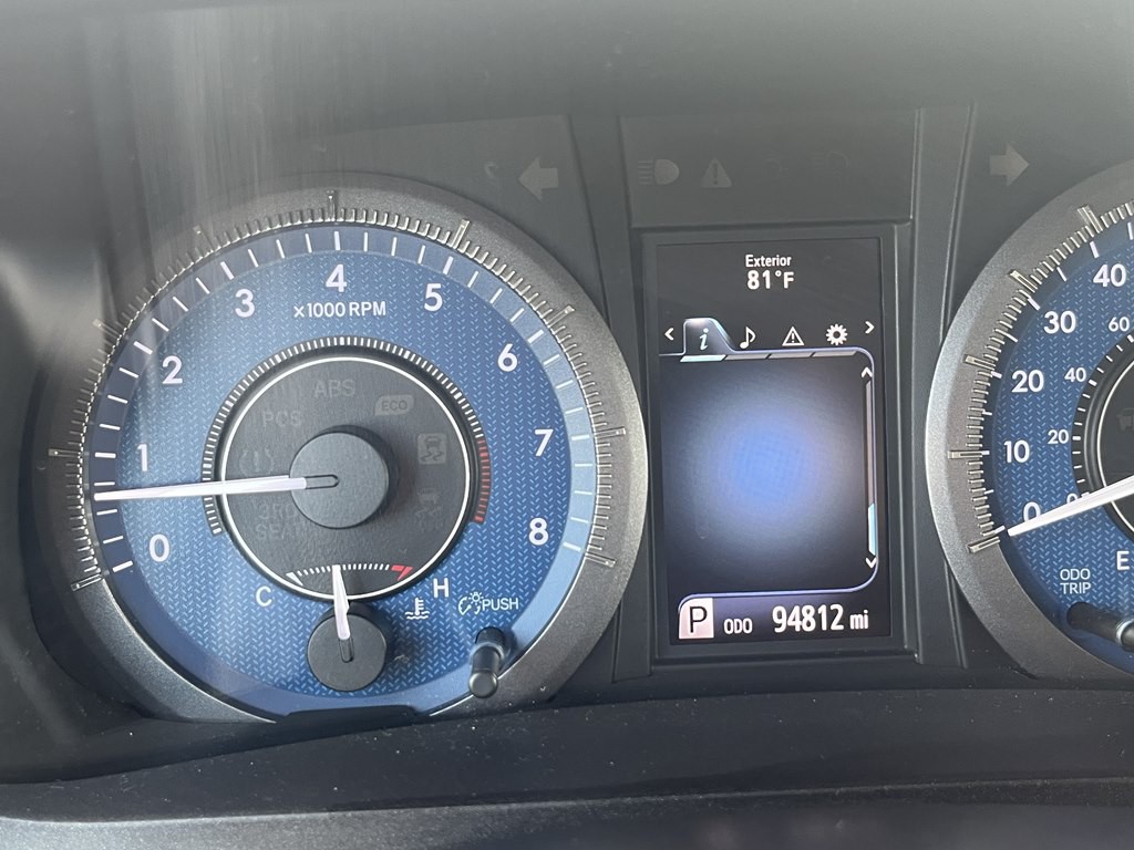2017 Toyota Sienna Image 30