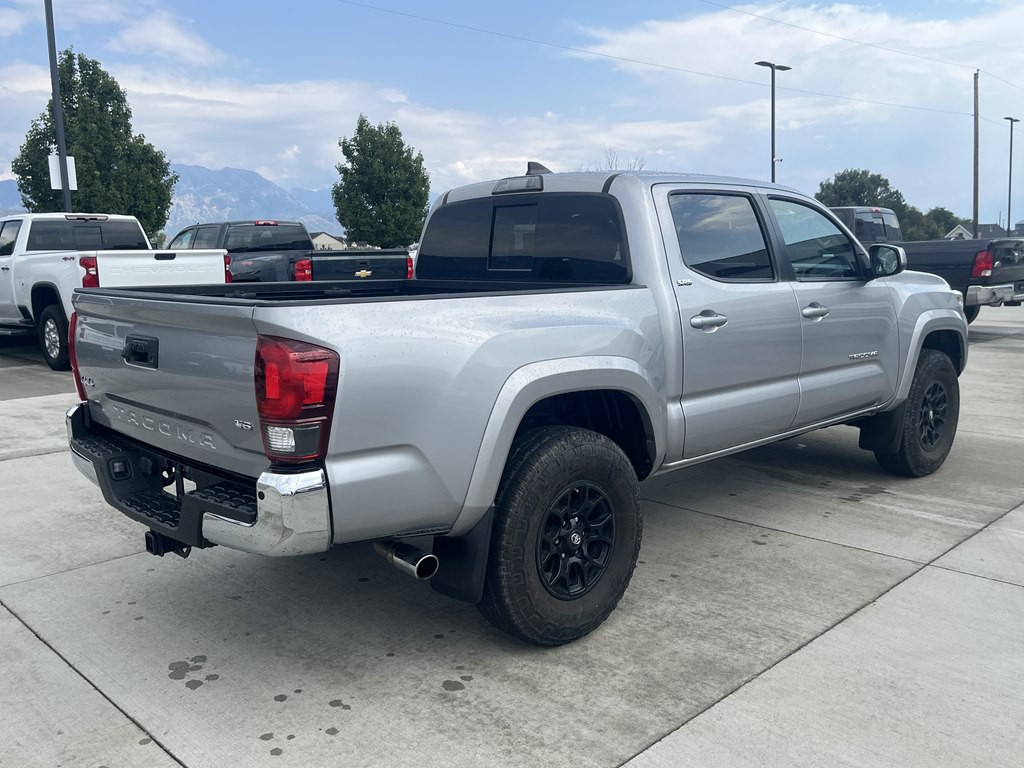 2019 Toyota Tacoma Image 3