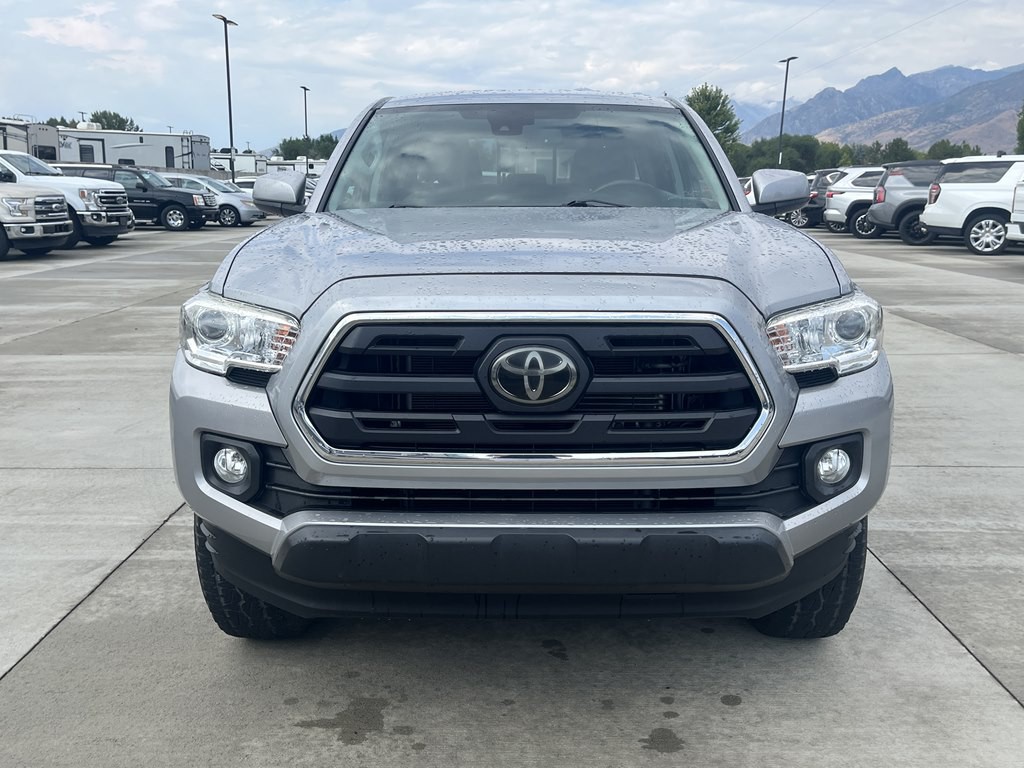 2019 Toyota Tacoma Image 8