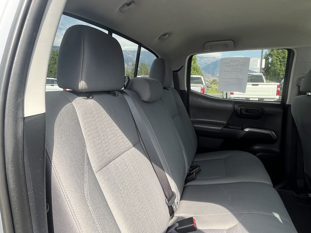 2019 Toyota Tacoma Image 15