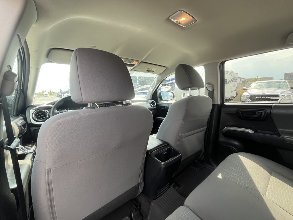 2019 Toyota Tacoma Image 22