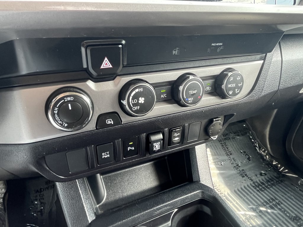 2019 Toyota Tacoma Image 29