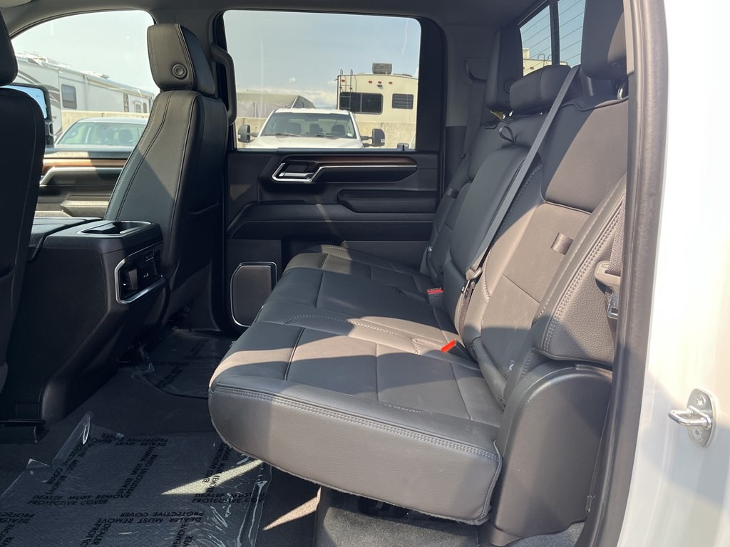 2024 GMC Sierra Image 24