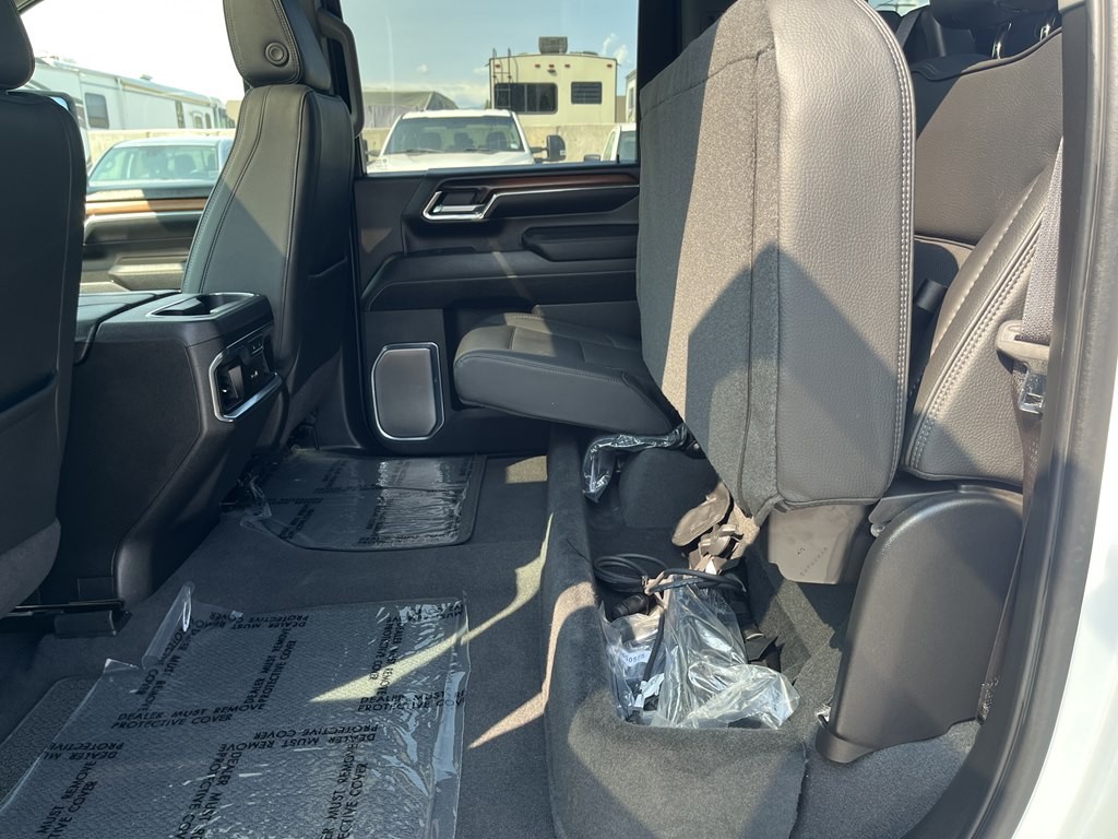 2024 GMC Sierra Image 25
