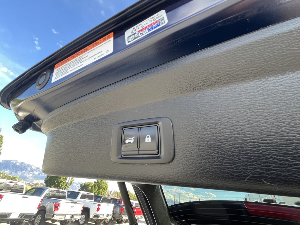 2022 Mitsubishi Outlander Image 18