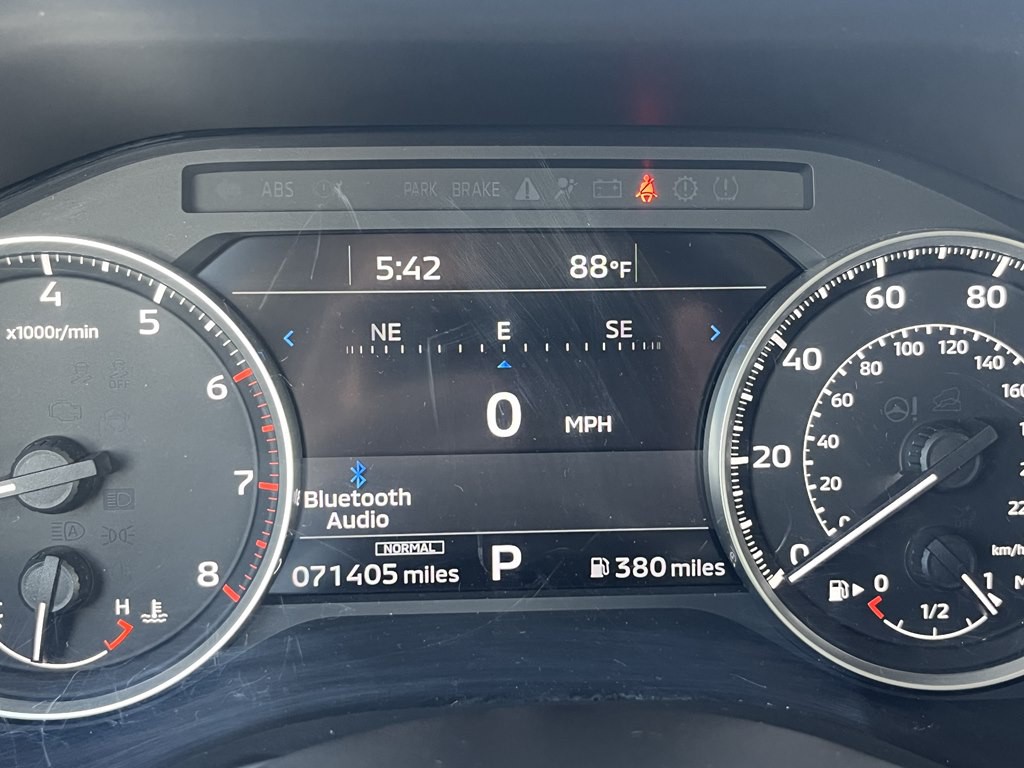 2022 Mitsubishi Outlander Image 34