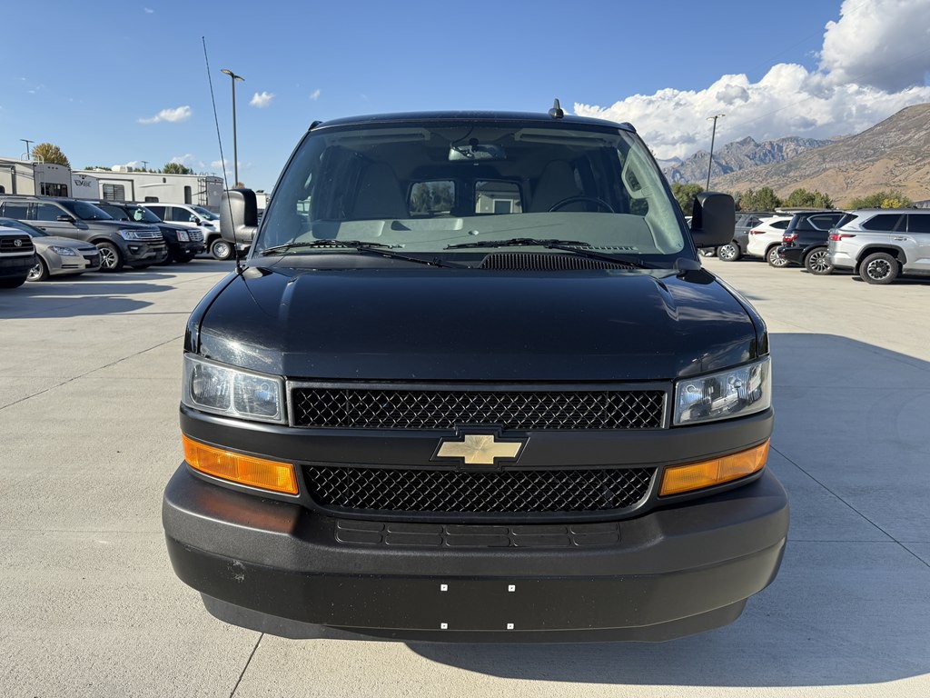 2023 Chevrolet Express Image 8