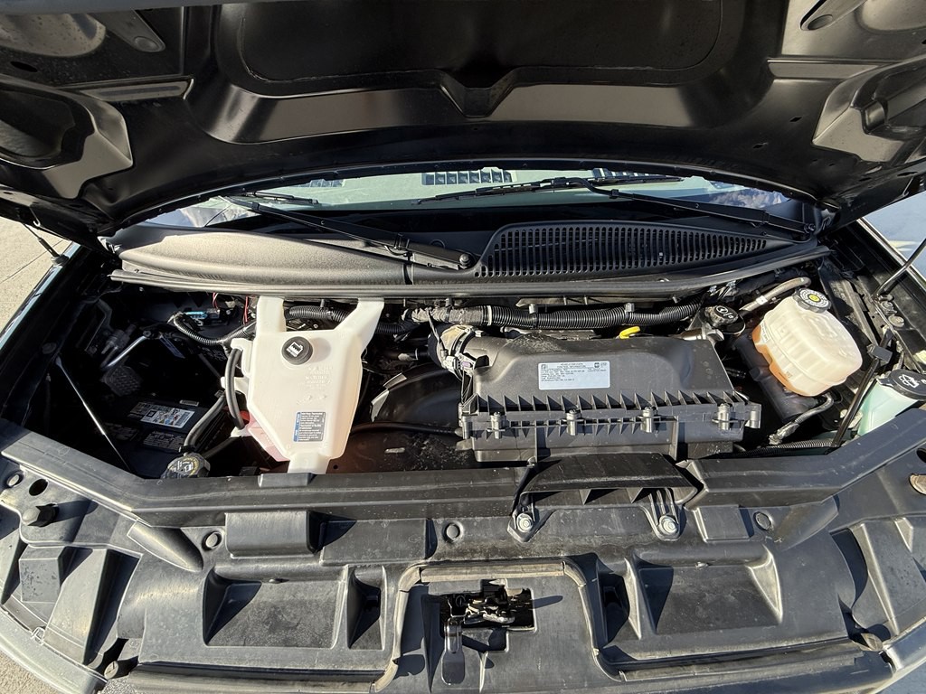 2023 Chevrolet Express Image 9