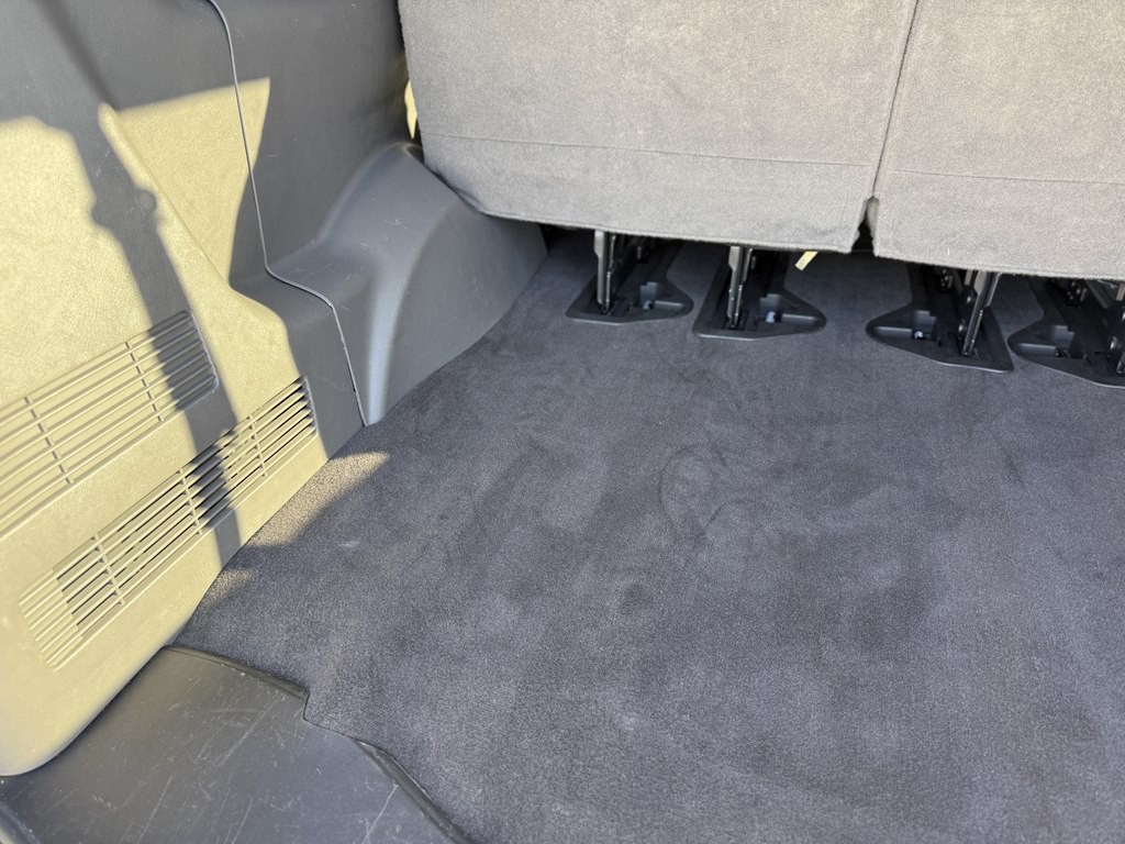 2023 Chevrolet Express Image 22