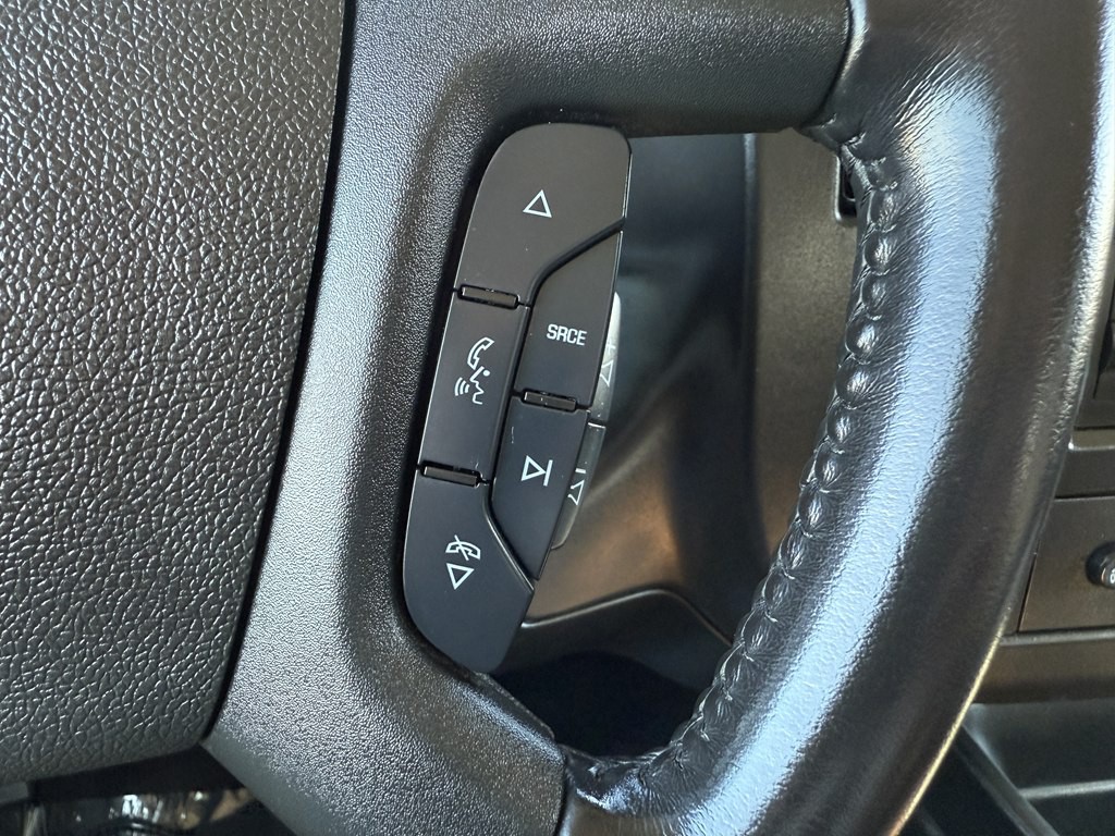 2023 Chevrolet Express Image 30