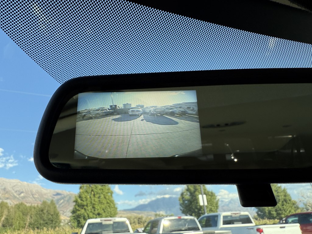 2023 Chevrolet Express Image 39