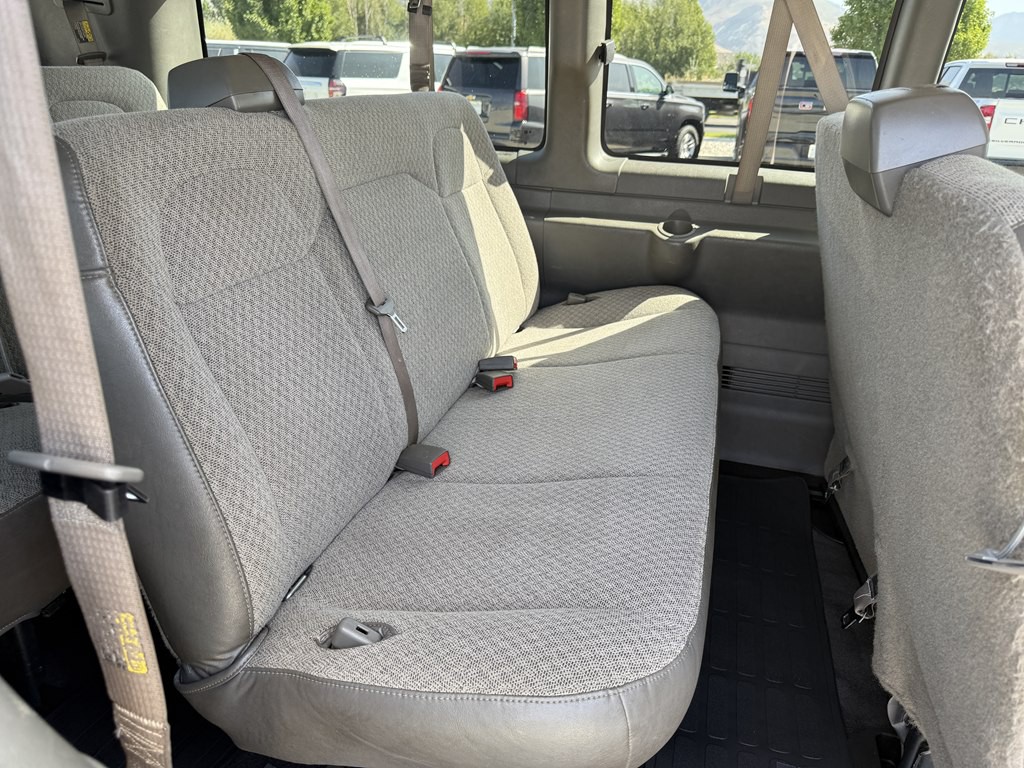 2019 Chevrolet Express Image 22