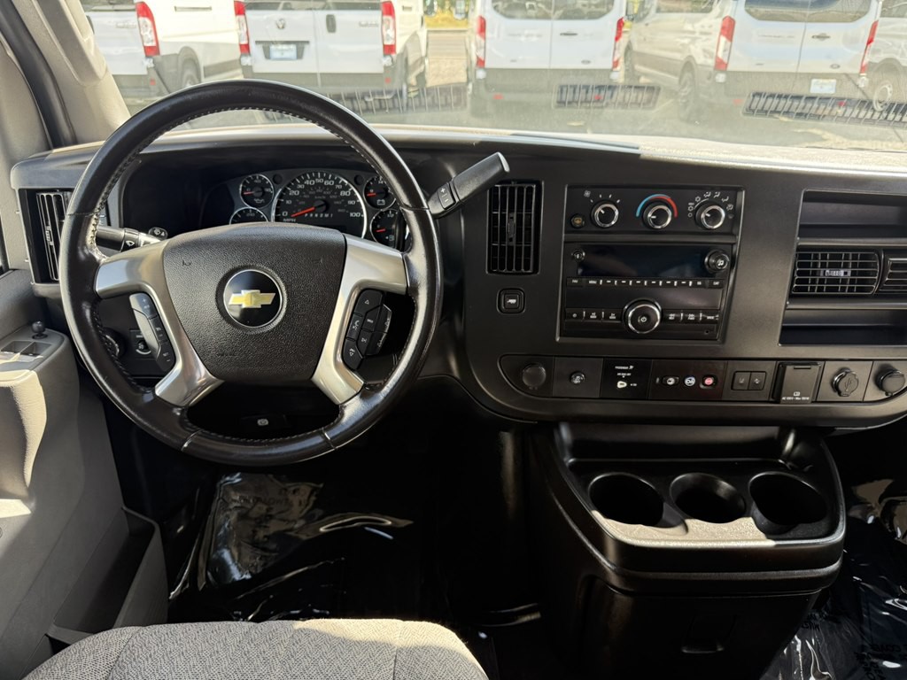2019 Chevrolet Express Image 28