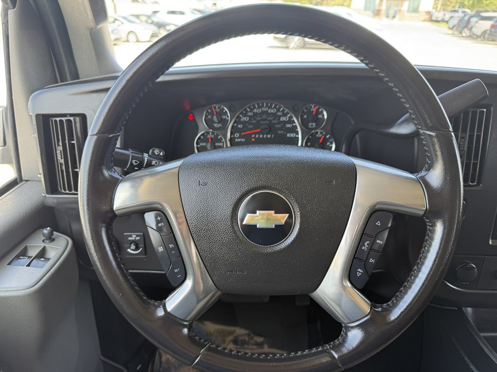 2019 Chevrolet Express Image 29
