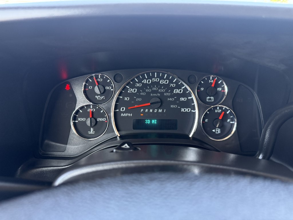 2019 Chevrolet Express Image 32