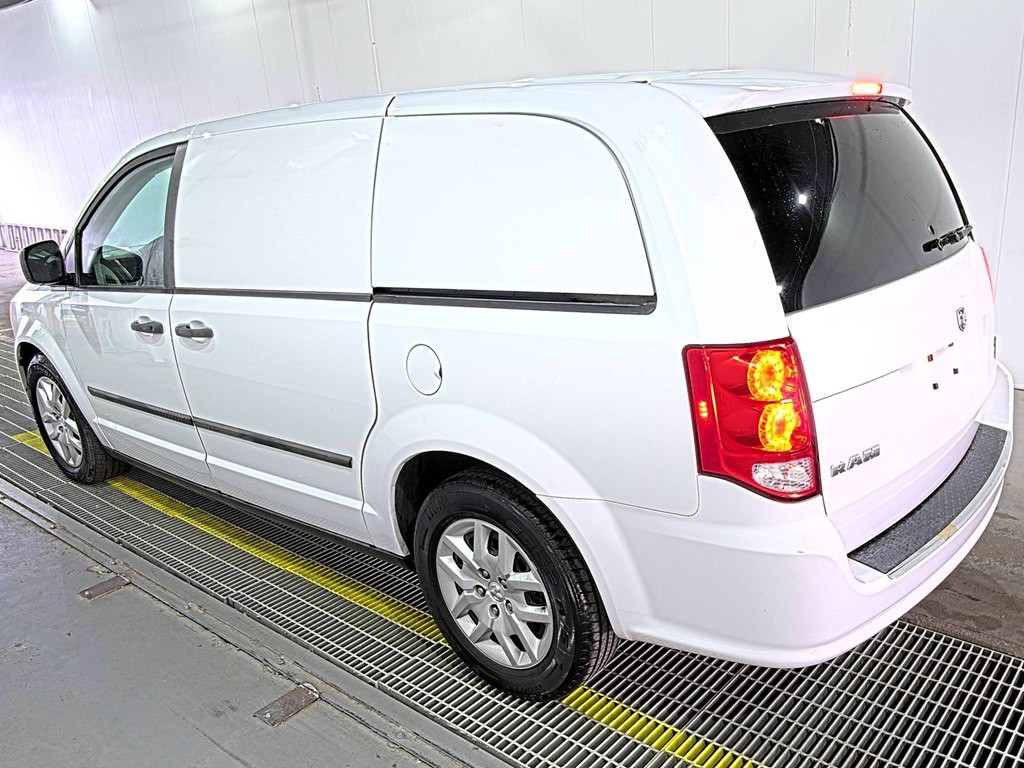 2014 RAM C/V Image 5