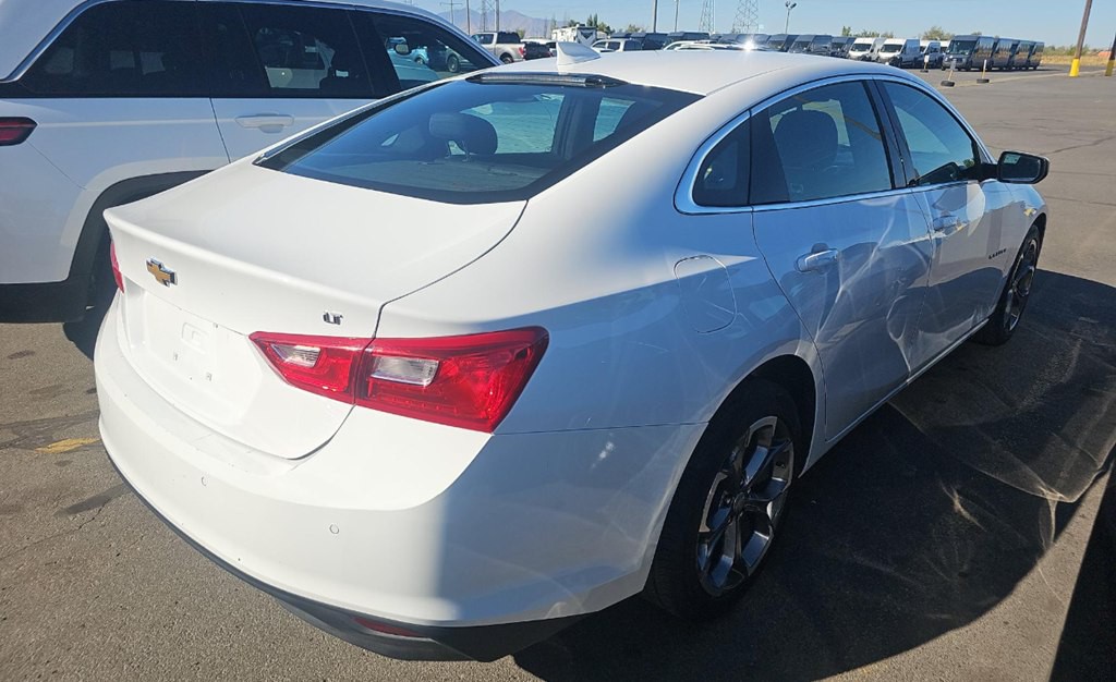 2024 Chevrolet Malibu Image 4