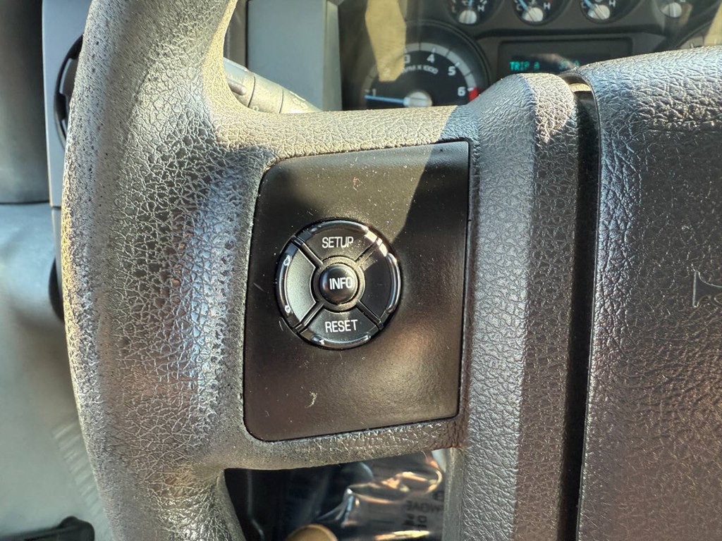 2015 Ford F-250 Image 12