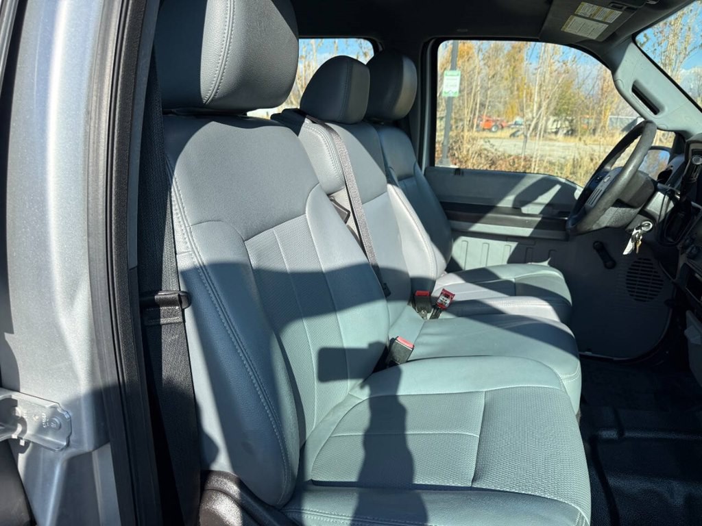 2015 Ford F-250 Image 32