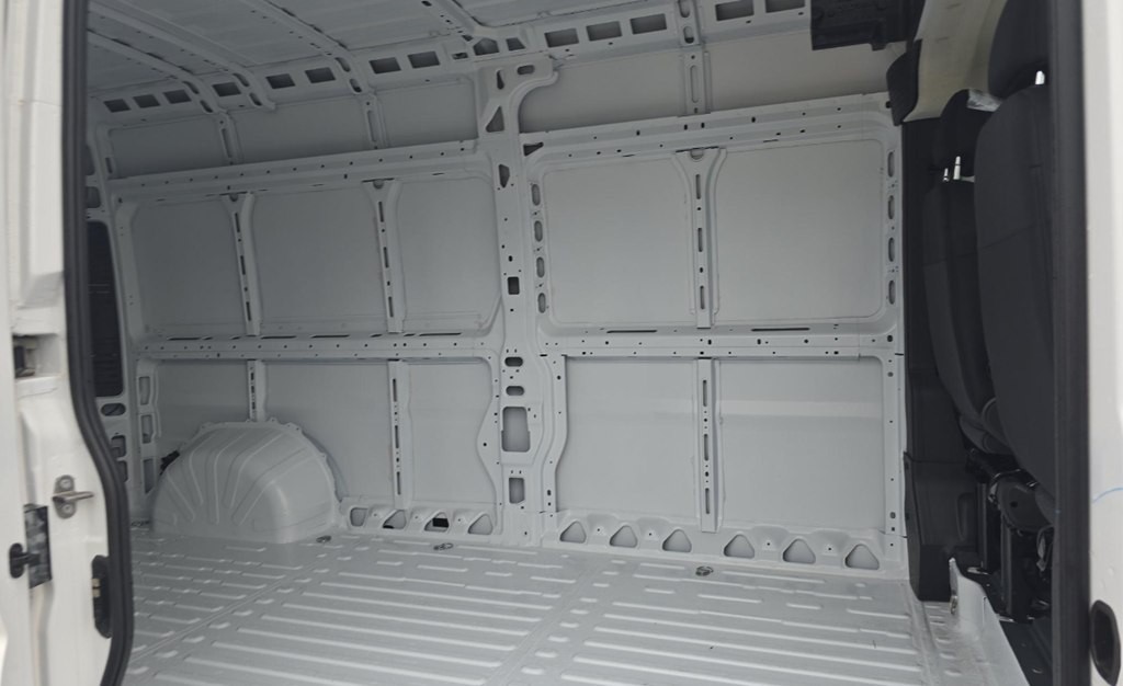 2025 RAM Promaster Image 8