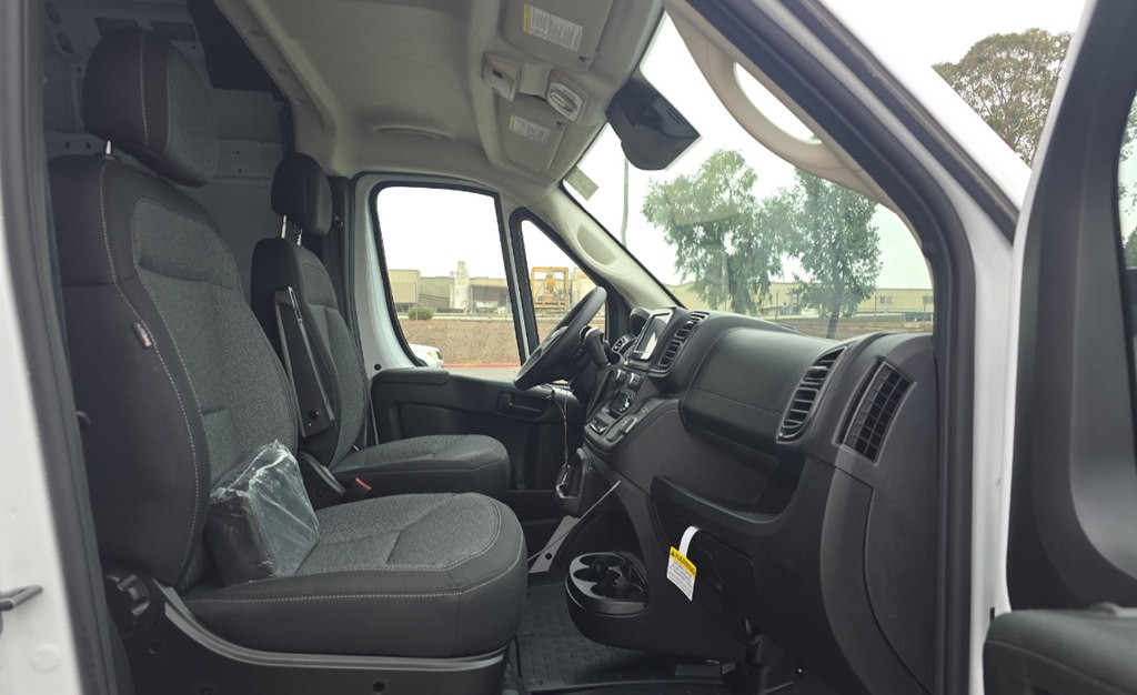 2025 RAM Promaster Image 11