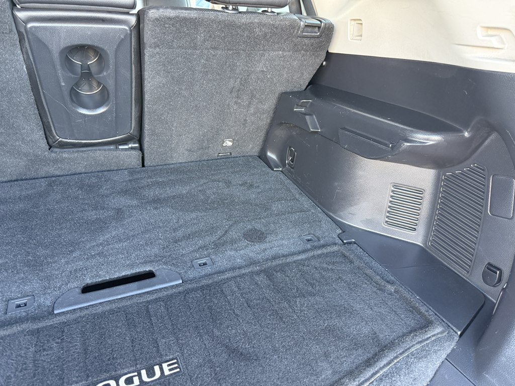 2018 Nissan Rogue Image 26