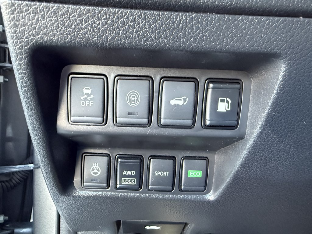 2018 Nissan Rogue Image 29