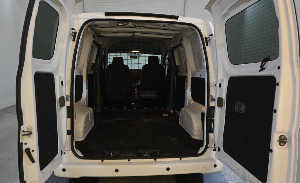 2021 Nissan NV200 Image 8