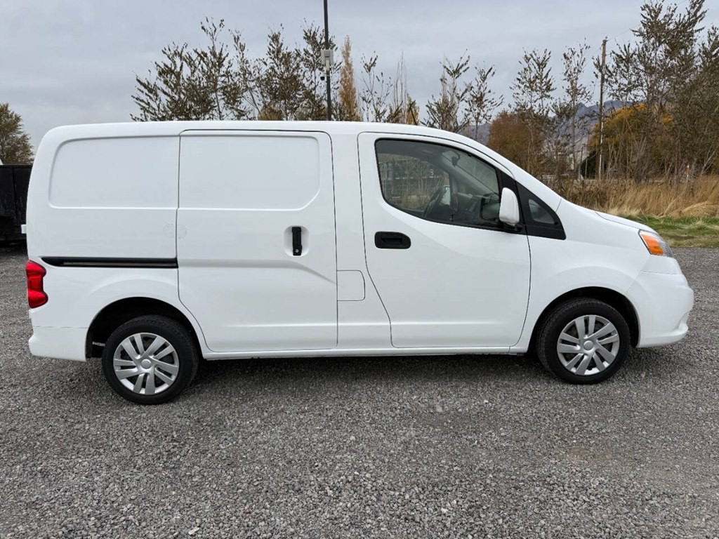 2021 Nissan NV200 Image 2