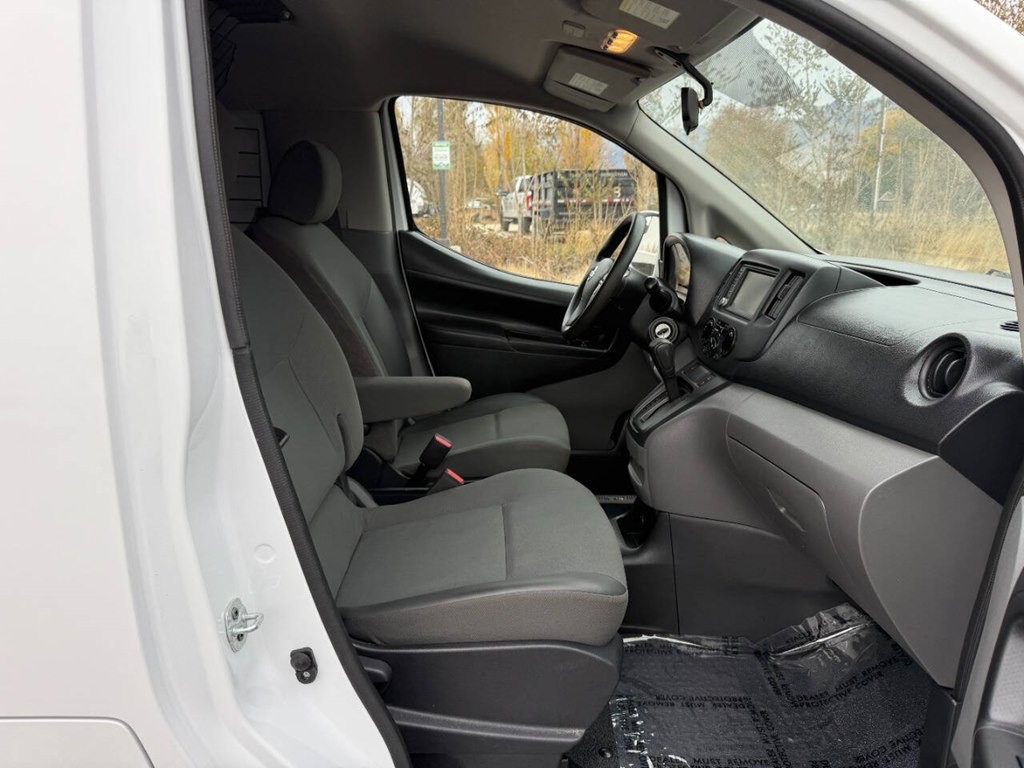 2021 Nissan NV200 Image 17