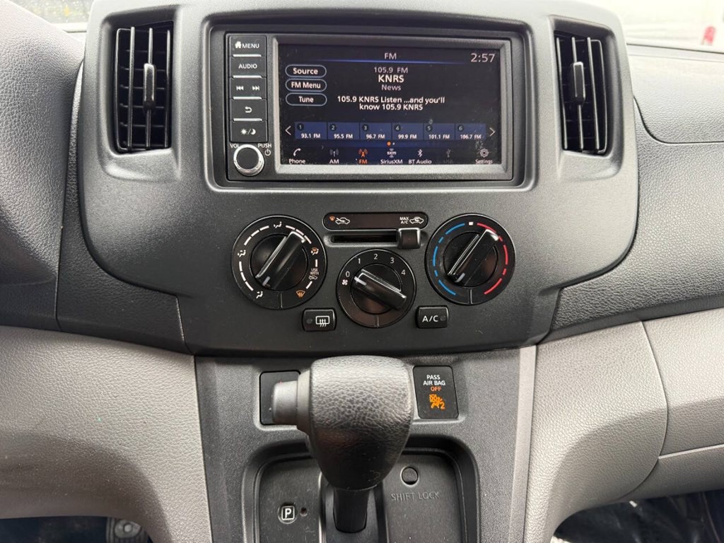 2021 Nissan NV200 Image 32
