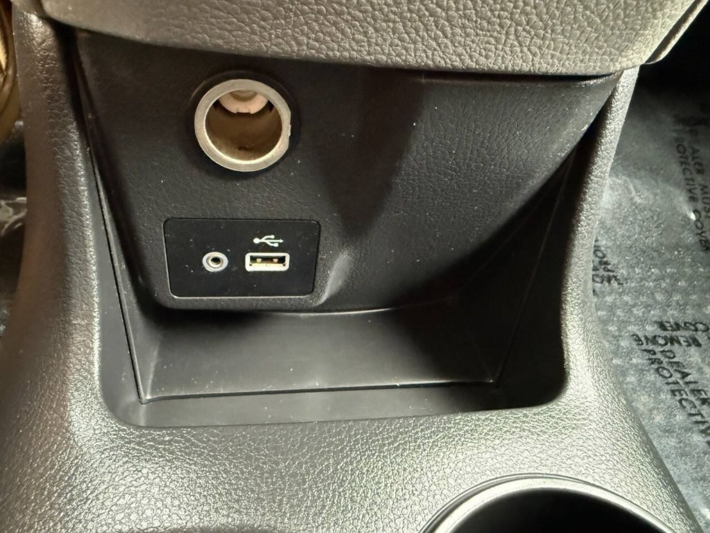 2021 Nissan NV200 Image 38