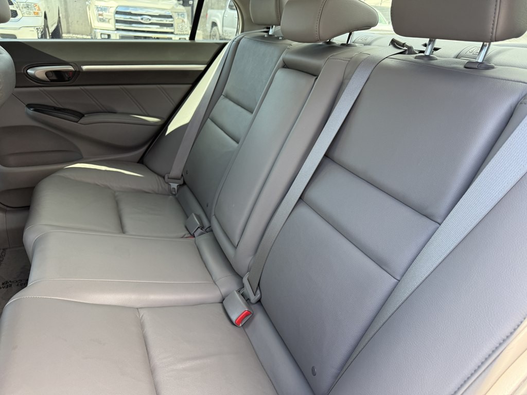 2010 Honda Civic Image 17