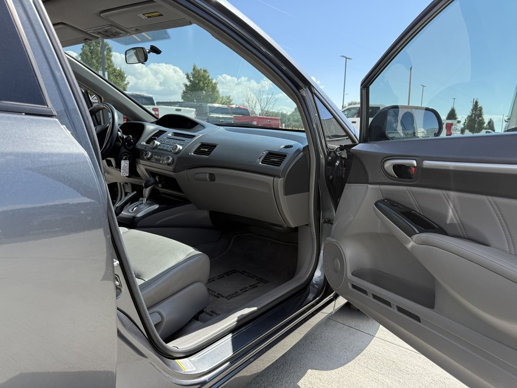 2010 Honda Civic Image 20
