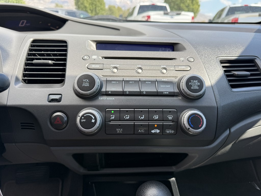 2010 Honda Civic Image 28