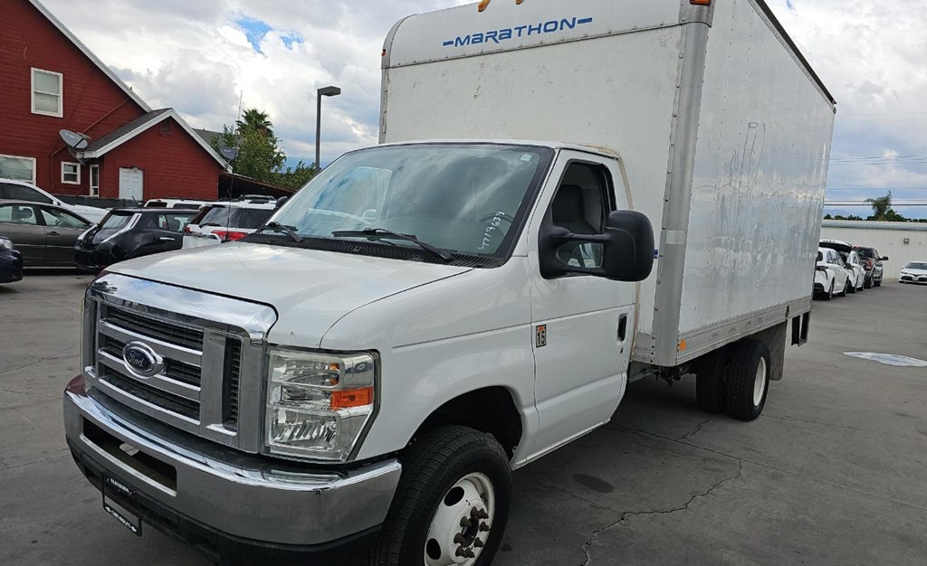 2012 Ford Econoline Image 3