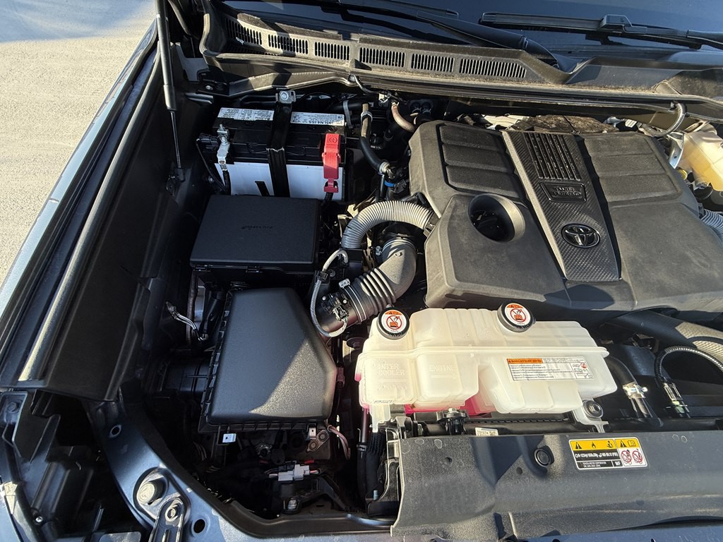 2025 Toyota Tundra Image 16