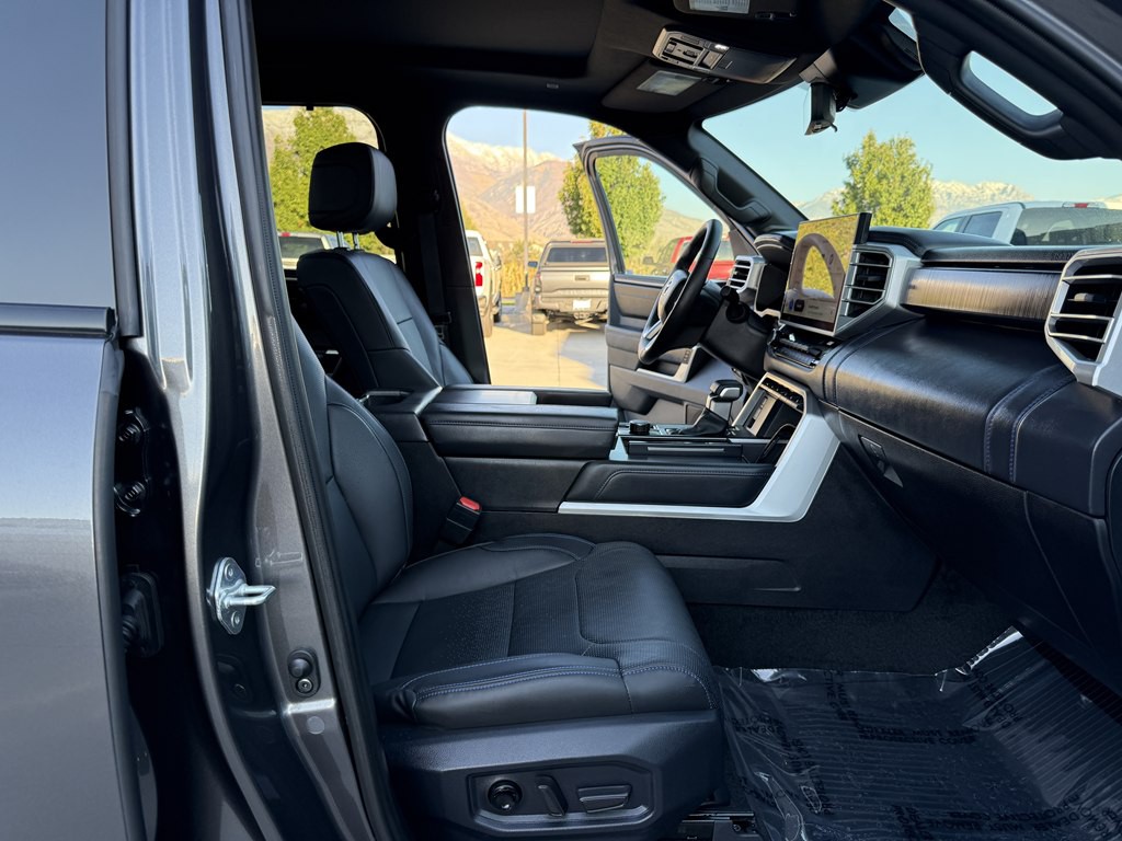 2025 Toyota Tundra Image 28
