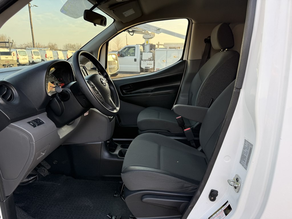2018 Nissan NV200 Image 14