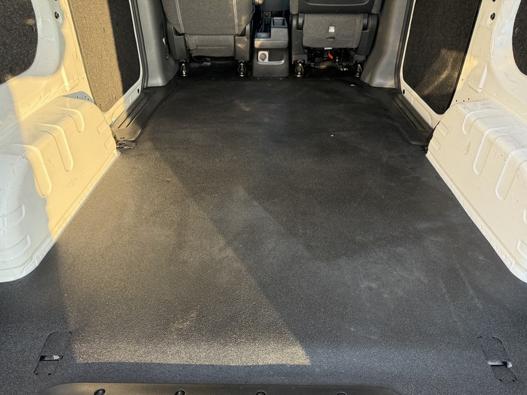 2018 Nissan NV200 Image 20