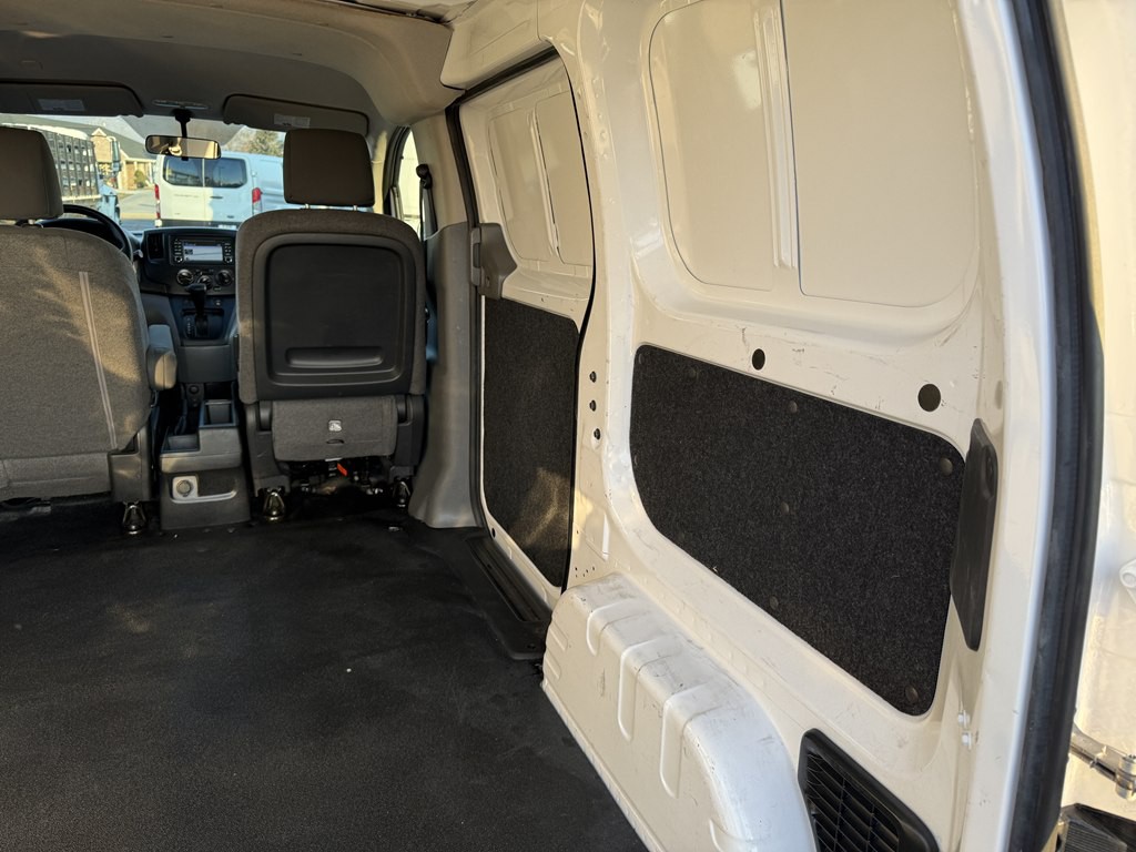 2018 Nissan NV200 Image 21