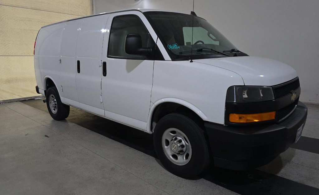 2022 Chevrolet Express Image 1