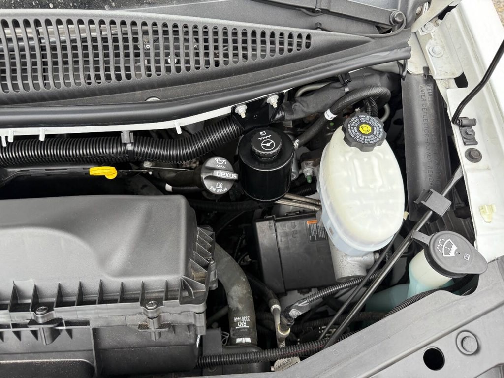 2022 Chevrolet Express Image 11