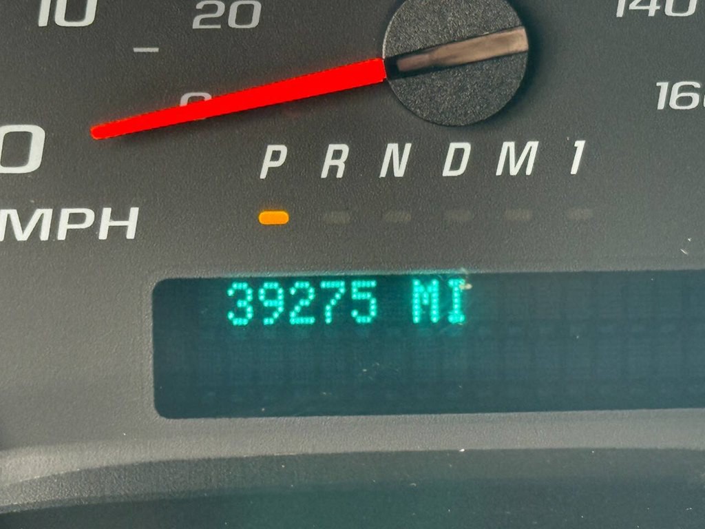 2022 Chevrolet Express Image 12