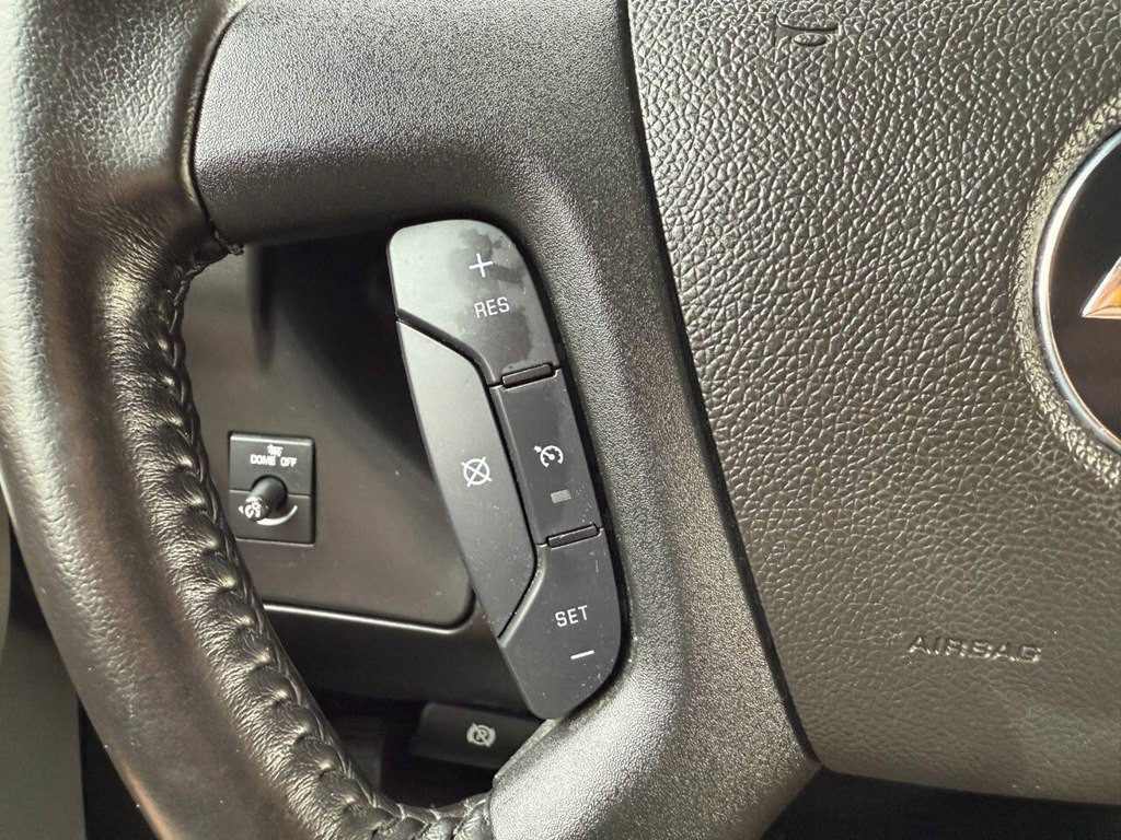 2022 Chevrolet Express Image 26