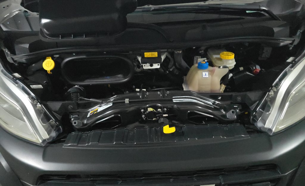 2025 RAM Promaster Image 8