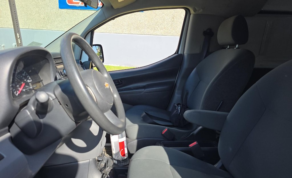 2015 Chevrolet Express Image 5