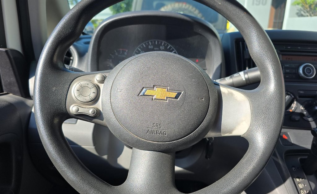 2015 Chevrolet Express Image 7