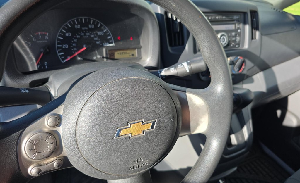 2015 Chevrolet Express Image 8